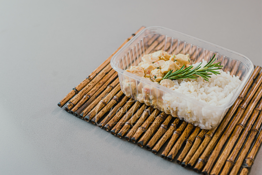 Estrogonofe de frango com arroz branco